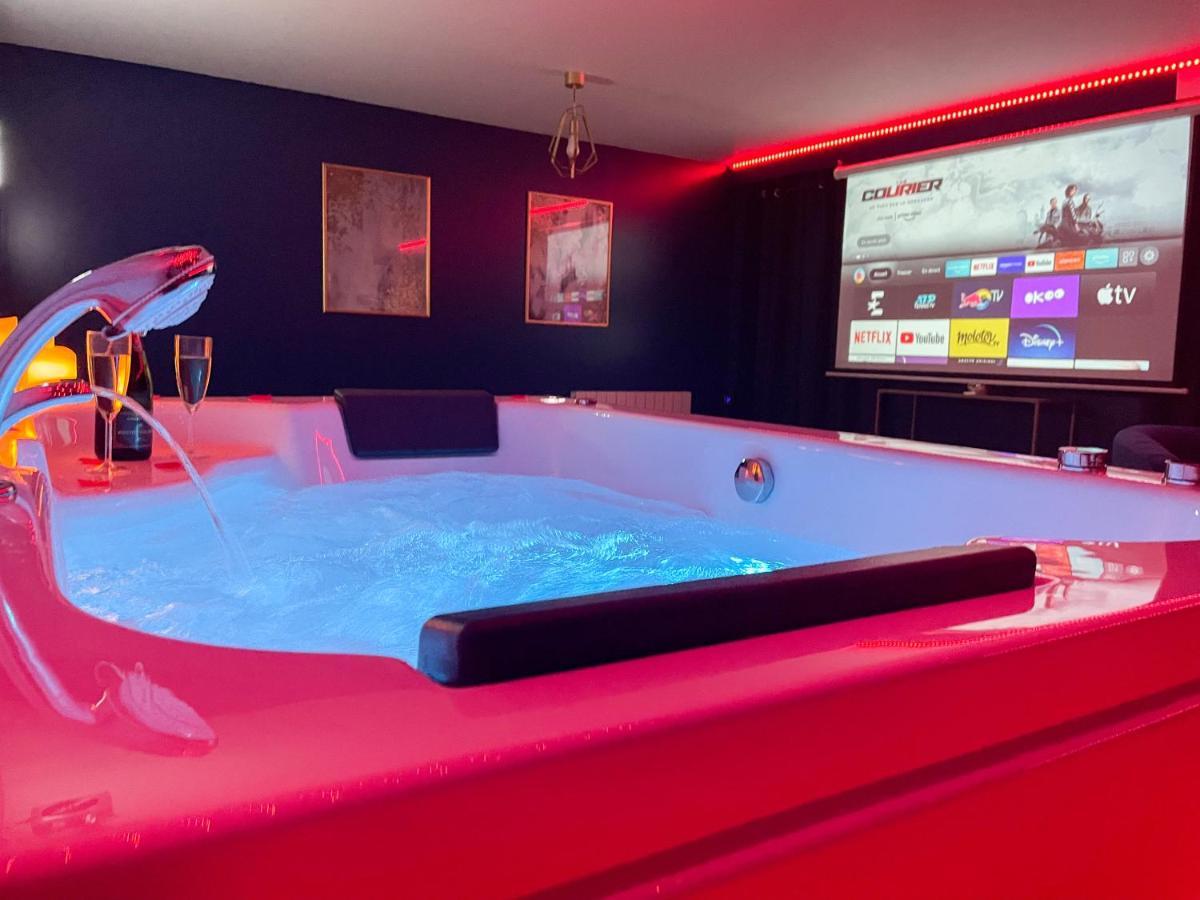 Spa Sous Les Etoiles - Cinema - Netflix - Parking - Gare Амьен Экстерьер фото